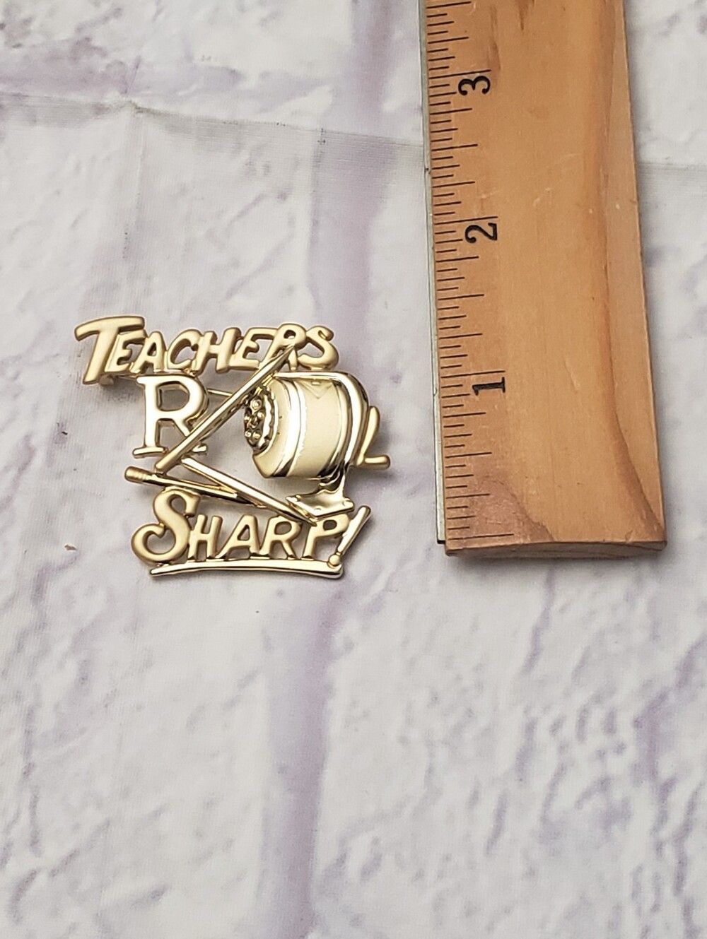 AJC Goldtone Teachers R Sharp Brooch Pin - Picture 5 of 7